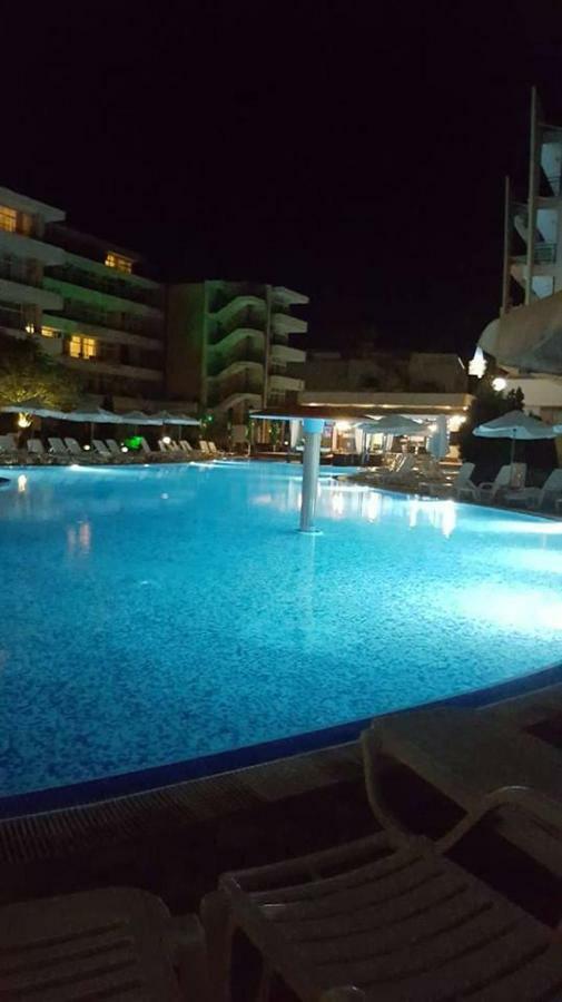 Apartament Grand Kameliq Słoneczny Brzeg Zewnętrze zdjęcie